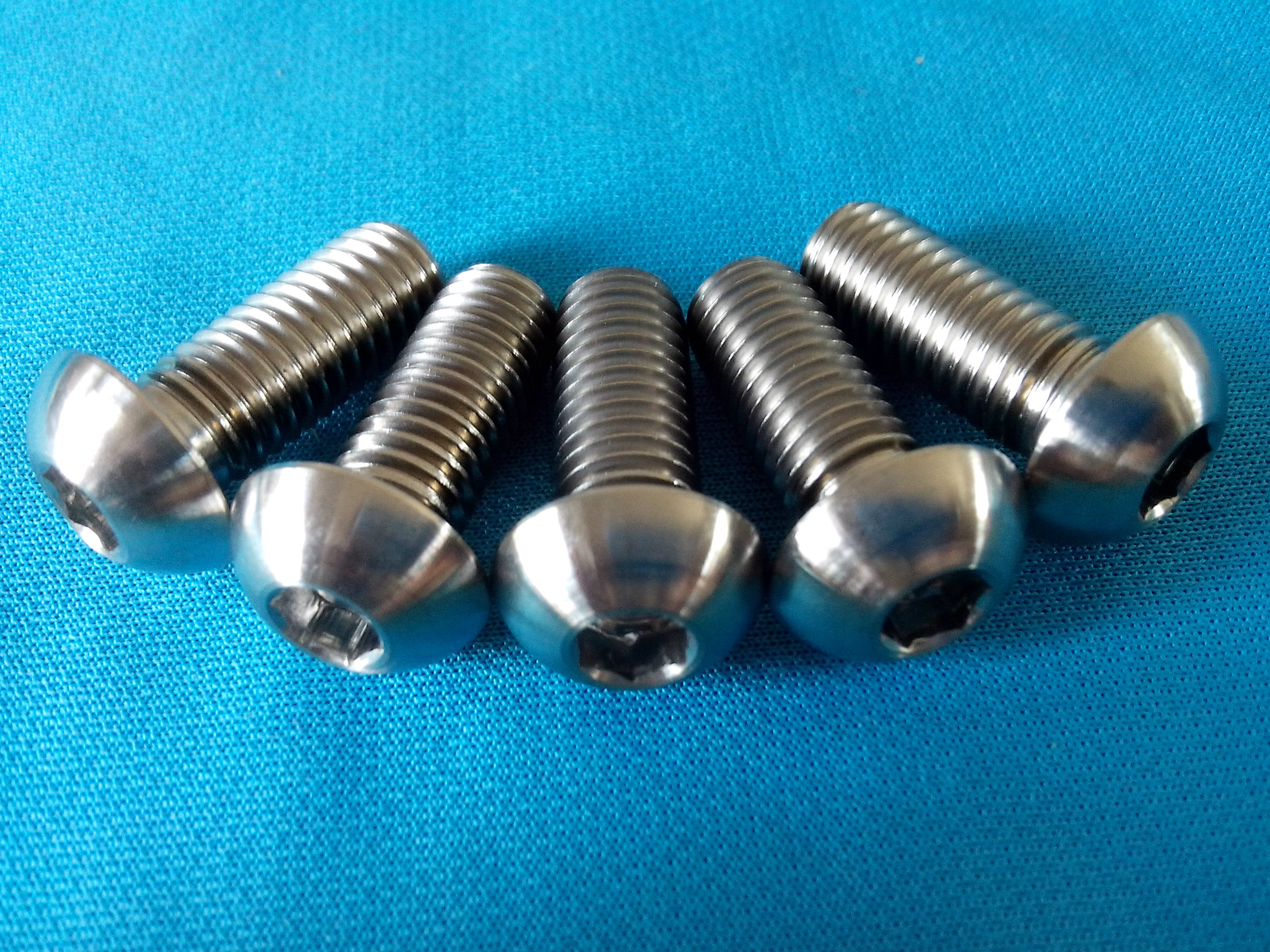 ti-button-head-bolt.jpg